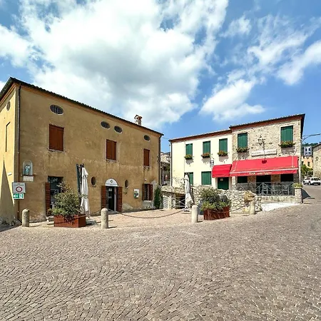 Rasara Arqua Petrarca